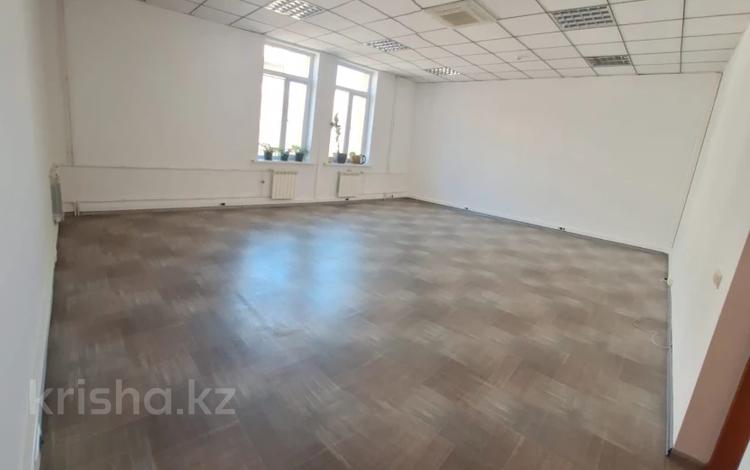 Офисы • 45 м² за 400 000 〒 в Алматы, Бостандыкский р-н — фото 2
