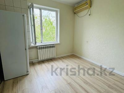 3-комнатная квартира · 70 м² · 4/5 этаж, мкр Мамыр-2 — Шаляпина за 56 млн ₸ в Алматы, Ауэзовский р-н