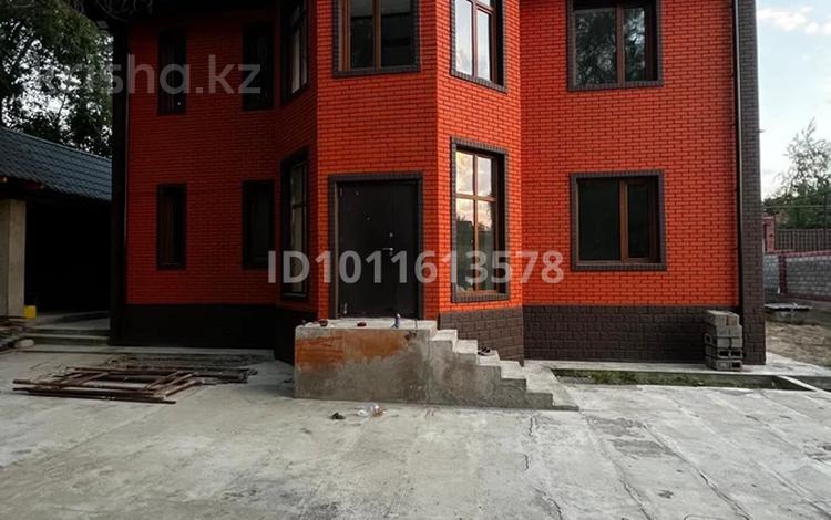 Отдельный дом · 6 комнат · 260 м² · 11 сот., ул. Достык 10/1 за 84.3 млн ₸ в Долане — фото 2