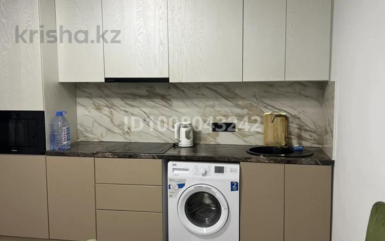 1-комнатная квартира · 40 м² · 1/10 этаж, Улы Дала 31/1 за 215 000 ₸ в Астане, Нура р-н — фото 2