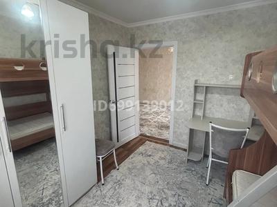 3-комнатная квартира · 60 м² · 4/5 этаж · помесячно, Абдыразакова 3 за 200 000 〒 в Шымкенте, Абайский р-н