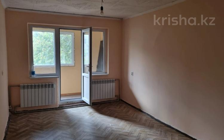 2-комнатная квартира, 48 м², 3/5 этаж помесячно, 18-й микрорайон, 18-й микрорайон 8 за 120 000 〒 в Шымкенте, Енбекшинский р-н — фото 2