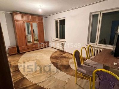 3-комнатная квартира · 65 м² · 3/4 этаж, мкр №1 74 за 290 000 ₸ в Алматы, Ауэзовский р-н