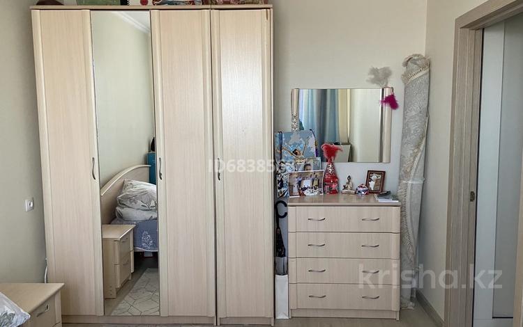 2-бөлмелі пәтер · 54.9 м² · 10/10 қабат, Майкудук, Мкр Голубые пруды 6 — Супермаркета «Сырдария», бағасы: 19.5 млн ₸ в Караганде, Алихана Бокейханова р-н — фото 4