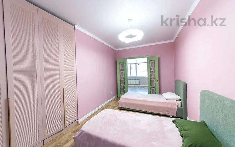 Отдельный дом · 6 комнат · 200 м² · 5 сот., мкр Уркер за 58 млн 〒 в Астане, Нура р-н — фото 2