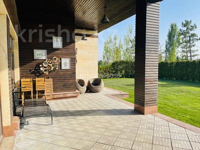 Аренда домов или дач посуточно в Алматинской обл.: Дом · 3 комнаты · 170 м² · посуточно, Мустафина 88 за 200 000 〒 Дом · 3 комнаты · 170 м² · посуточно, Мустафина 88 за 200 000 〒 в Теренкаре