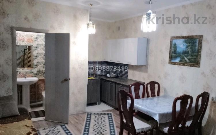 Дом · 2 комнаты · 70 м², Биржан Сал 29 за 25 000 ₸ в Бурабае — фото 2