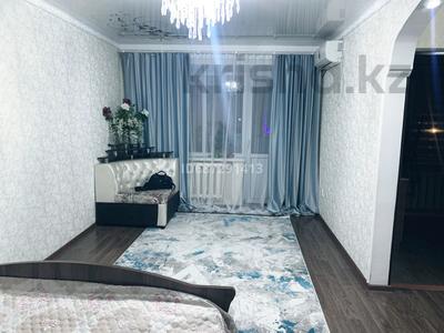 1-комнатная квартира, 36 м², 4/4 этаж посуточно, проспект Жамбыла 119А за 8 000 〒 в Таразе