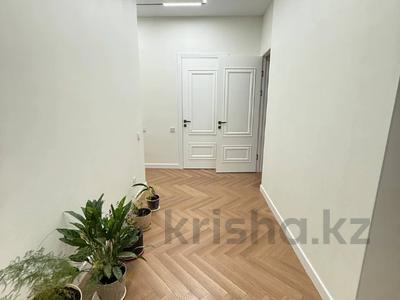 2-комнатная квартира · 101 м² · 2/12 этаж, САТПАЕВА — ЕГИЗБАЕВА за 96 млн ₸ в Алматы, Бостандыкский р-н