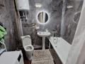 3-бөлмелі пәтер · 75 м² · 8/9 қабат, Просп. Строителей 1, бағасы: 250 000 ₸ в Караганде — фото 6