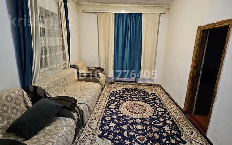 2-бөлмелі пәтер · 45 м² · 2/2 қабат, Актолкын 1 — Пресечения Жансугурова ( бывшая Белинская), бағасы: 180 000 ₸ в Алматы, Жетысуский р-н — фото 2