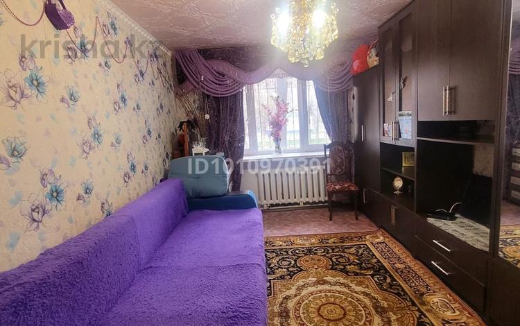 3-комнатная квартира · 53 м² · 1/5 этаж, мкр Центральный, Азаттык 49 за 19 млн ₸ в Атырау — фото 2