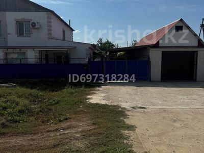 Отдельный дом · 4 комнаты · 90 м² · 8 сот., Жайык 70кв1 за 30 млн 〒 в Аксае