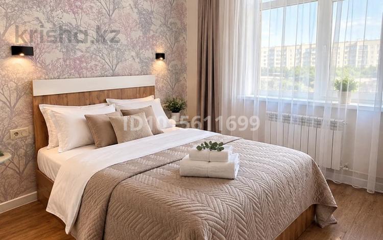 2-комнатная квартира · 42 м² · 12/17 этаж, мкр Юго-Восток, Букетова 3 — Ашимова- Момышулы за 17 000 ₸ в Караганде, Казыбек би р-н — фото 2
