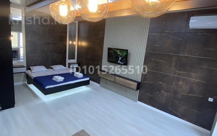 1-комнатная квартира · 50 м² · 9/15 этаж, 14-й мкр 84 за 400 000 ₸ в Актау — фото 2