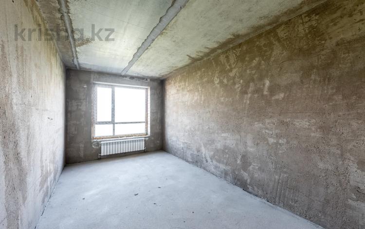 2-бөлмелі пәтер · 60.8 м² · 4/5 қабат, мкр Уркер, Шоссе Коргалжын 128 — Умбетей Жырау, бағасы: 27.5 млн ₸ в Астане, Нура р-н — фото 13