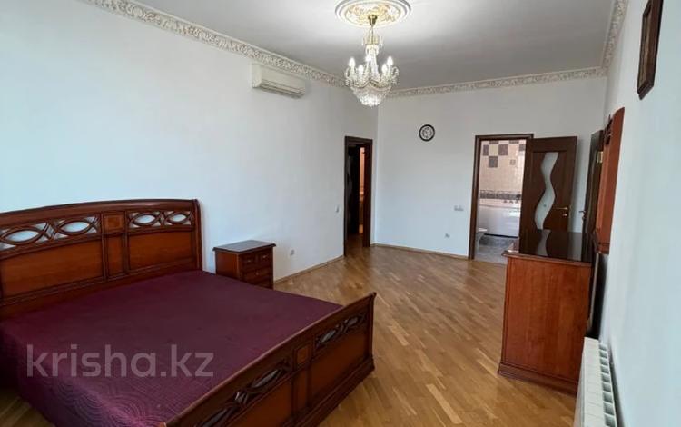 3-комнатная квартира · 132.6 м² · 6/9 этаж, Достык за 180 млн ₸ в Алматы, Медеуский р-н — фото 2