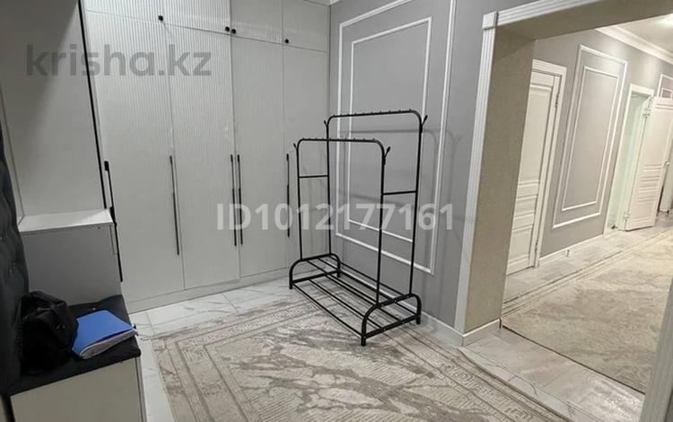 5-бөлмелі пәтер · 167.2 м² · 2/6 қабат, 38-й мкр. 2, бағасы: 45.9 млн ₸ в Актау, 18-й мкр  — фото 2