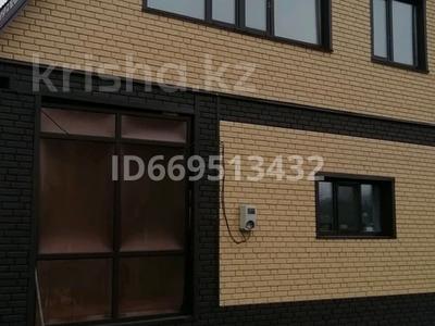 Продажа домов и дачи в Северо-Казахстанской обл.: Отдельный дом · 7 комнат · 190.5 м² · 7 сот., Аккайынская улица за 75 млн 〒 Отдельный дом · 7 комнат · 190.5 м² · 7 сот., Аккайынская улица за 75 млн 〒 в Бишкуле