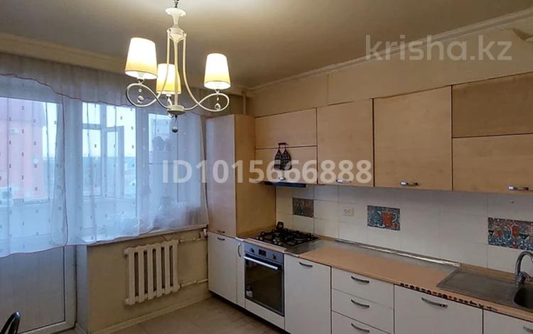 2-бөлмелі пәтер · 80 м² · 3/10 қабат, 11 ш/а. 37А, бағасы: 32 млн ₸ в Актобе, мкр 11 — фото 2