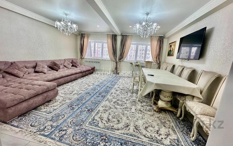 4-бөлмелі пәтер · 170 м² · 3/3 қабат, Майкудук, мкр Голубые пруды 10/1, бағасы: 55 млн 〒 в Караганде, Алихана Бокейханова р-н — фото 2