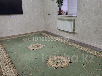 Отдельный дом · 4 комнаты · 109 м², Жаңа қоныс — 14км. Ақтілек дүкенінен төмен 5-6көше за 200 000 〒 в 