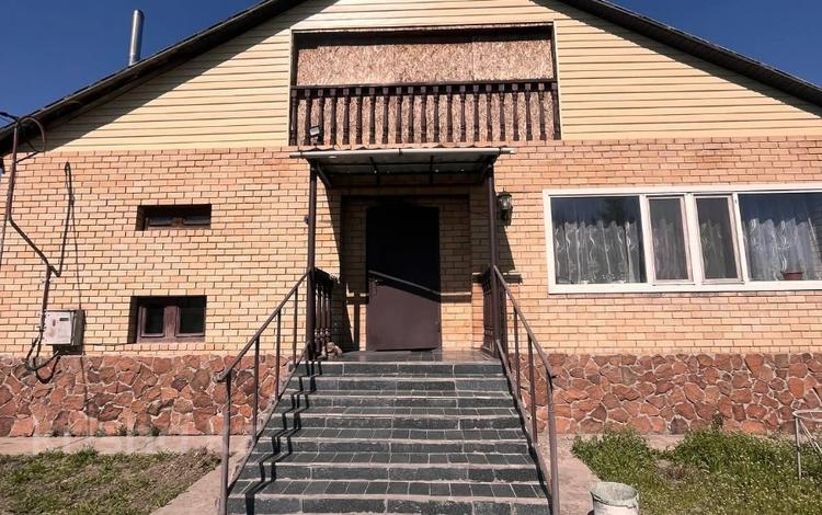 Отдельный дом · 4 комнаты · 130 м² · 10 сот., Абудали 27 за 45 млн ₸ в Семее — фото 2