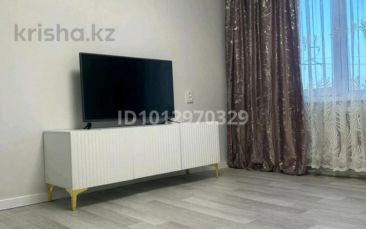 1-бөлмелі пәтер · 34 м² · 3/5 қабат, Валиханов 138, бағасы: 7.6 млн ₸ в Кентау — фото 2
