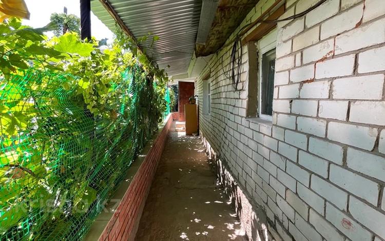 Отдельный дом · 3 комнаты · 68 м² · 4.4 сот., Короткая 7 — Фрунзе за 17.5 млн 〒 в Уральске — фото 2