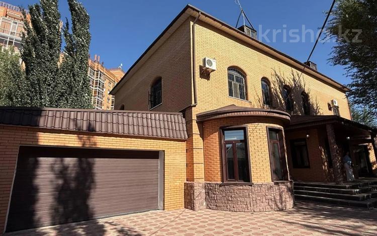 Жеке үй · 7 бөлме · 625.9 м² · 15 жүзд., Акын Сара 9, бағасы: 450 млн ₸ в Астане, Есильский р-н — фото 9