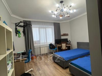 3-комнатная квартира · 109.3 м² · 3/5 этаж, мкр. Алтын орда, тауелсиздик 7 за 53 млн 〒 в Актобе