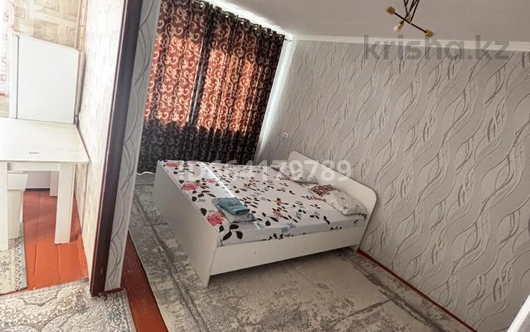 1-комнатная квартира · 32 м² · 2/5 этаж, Мкр шугыла 5 за 8 000 ₸ в  — фото 20