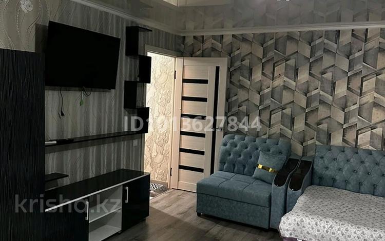 1-комнатная квартира · 33 м² · 4/4 этаж, Ниеткалиева 10 — Напротив юбилеинего магазина за 8 000 ₸ в Таразе — фото 2