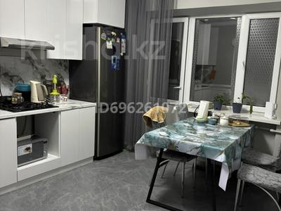 2-бөлмелі пәтер · 80 м² · 4/5 қабат, Сейфуллина 16, бағасы: 26.5 млн 〒 в Конаеве