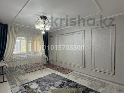 4-бөлмелі пәтер · 63 м² · 4/5 қабат, Алатау ш/а. 52, бағасы: 22 млн ₸ в Таразе, мкр Алатау