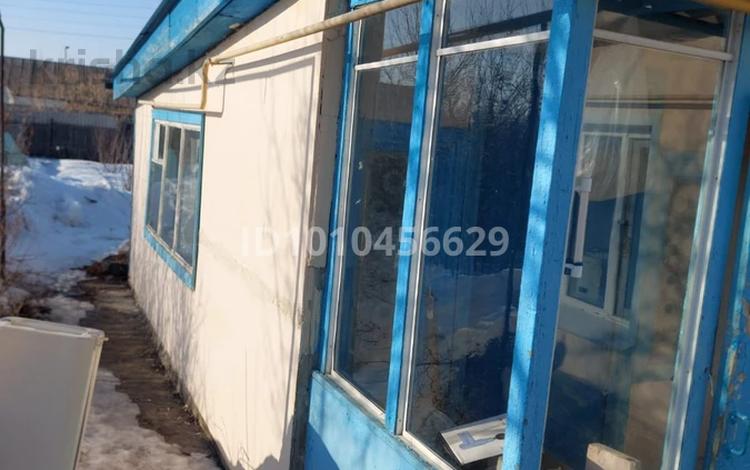 Отдельный дом · 2 комнаты · 50.3 м² · 9.75 сот., Первомайская 76 — Находится возле магазина Карина за 2.5 млн ₸ в Житикаре — фото 20