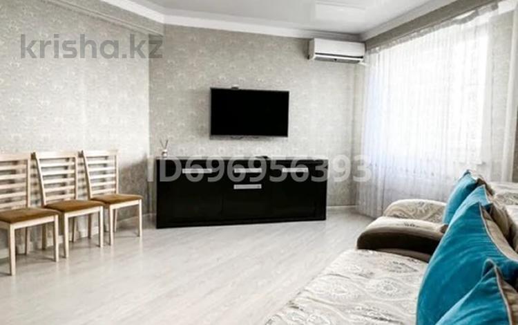 2-комнатная квартира, 65 м², 2/12 этаж помесячно, Рыскулбекова 28/1 за 360 000 〒 в Алматы, Бостандыкский р-н — фото 2