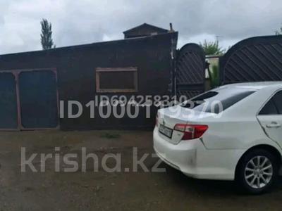 Отдельный дом · 3 комнаты · 100 м² · 3.5 сот., Жиреншина 11 за 23 млн ₸ в Семее