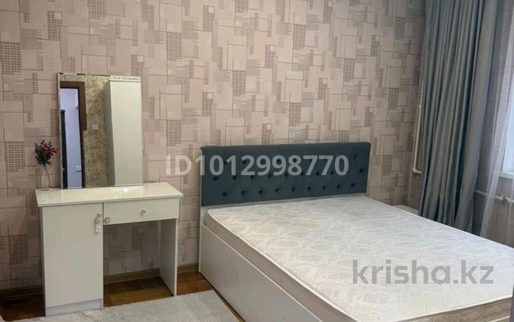 2-бөлмелі пәтер · 53 м² · 4/5 қабат, мкр Тастак-2 7, бағасы: 300 000 ₸ в Алматы, Алмалинский р-н — фото 2