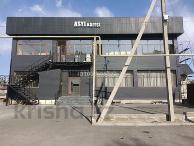 Свободное назначение, офисы, магазины и бутики, общепит, салоны красоты, фитнес и спорт, медцентры и аптеки, образование, развлечения, конференц-залы, кабинеты и рабочие места, студии · 160 м² за 480 000 〒 в Есик