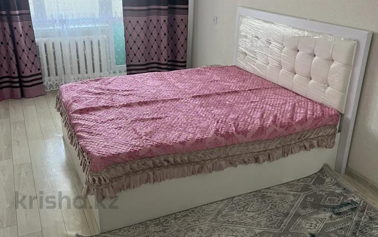1-комнатная квартира · 40 м² · 6/9 этаж, мкр 11 33 за 8 000 ₸ в Актобе — фото 2
