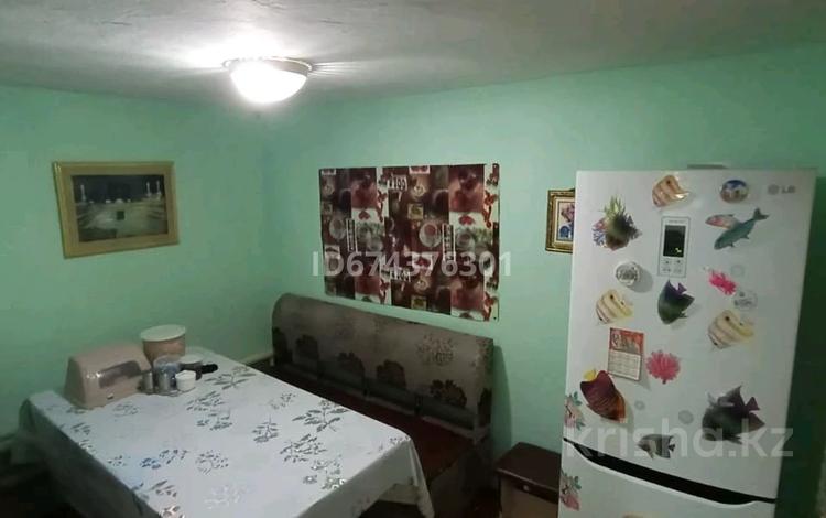 Отдельный дом • 6 комнат • 900 м² • 9 сот., Гагарина 24 за 15 млн 〒 в Таразе — фото 8