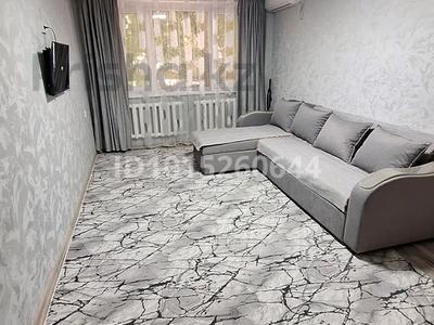 1-комнатная квартира · 32 м² · 1/5 этаж, 11-й микрорайон 192 — За магазином Мадлен за 170 000 ₸ в Шымкенте, Енбекшинский р-н