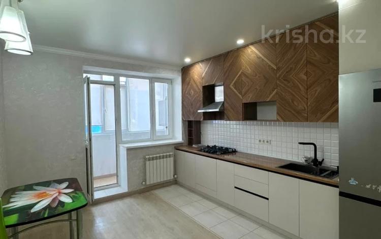 2-комнатная квартира · 77 м² · 1/5 этаж, Баишева за 28.5 млн ₸ в Актобе — фото 2