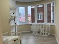 3-комнатная квартира, 85 м², 2/7 этаж помесячно, мкр Михайловка , Мичурина 23А за 380 000 〒 в Караганде, Казыбек би р-н — фото 8