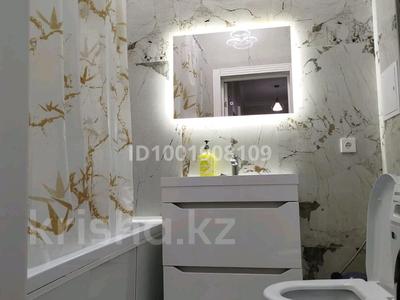2-бөлмелі пәтер · 60 м² · 8/12 қабат, ​Чингиз Айтматов 62/2, бағасы: 17 000 ₸ в Астане, Нура р-н