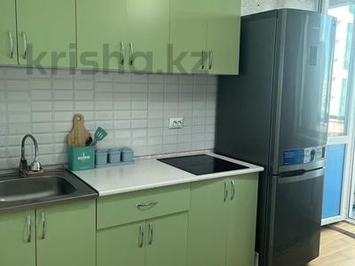 1-бөлмелі пәтер · 35 м² · 5/9 қабат, Кабанбай батыра 46, бағасы: 12 000 ₸ в Астане, Есильский р-н