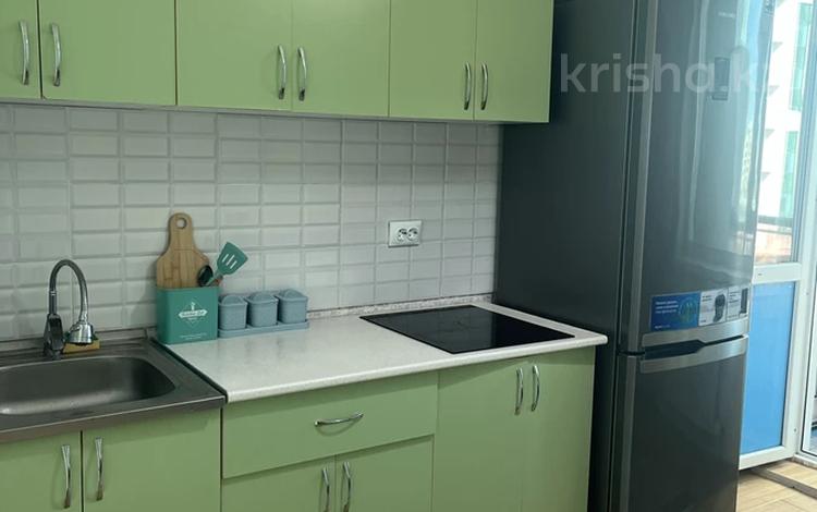 1-бөлмелі пәтер · 35 м² · 5/9 қабат, Кабанбай батыра 46, бағасы: 12 000 ₸ в Астане, Есильский р-н — фото 2