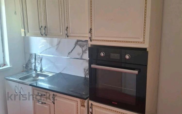 Отдельный дом · 1 комната · 50 м², мкр Томирис, Меруерт 91 за 100 000 〒 в Алматы, Алатауский р-н — фото 2