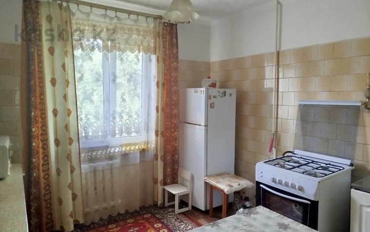 3-бөлмелі пәтер · 70.4 м² · 4/5 қабат, Хабибулина — Б. Басибекова, бағасы: 22 млн ₸ в  — фото 2